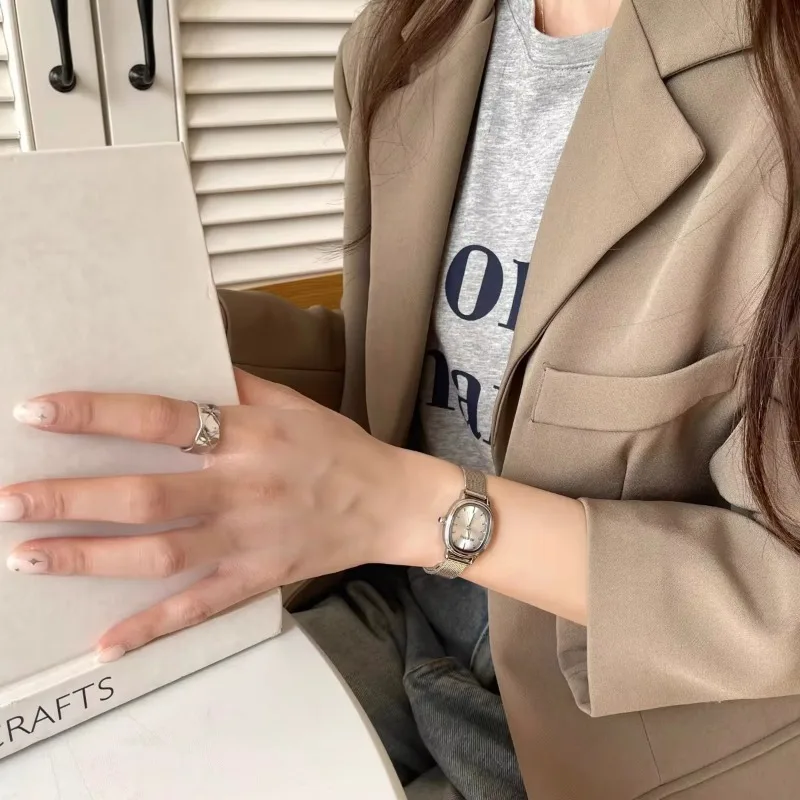 Зеленые часы с маленьким оваль – обзор и цена Vintage Fashion Watches