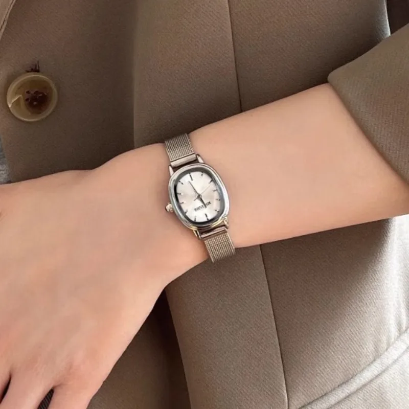 Зеленые часы с маленьким оваль – обзор и цена Vintage Fashion Watches